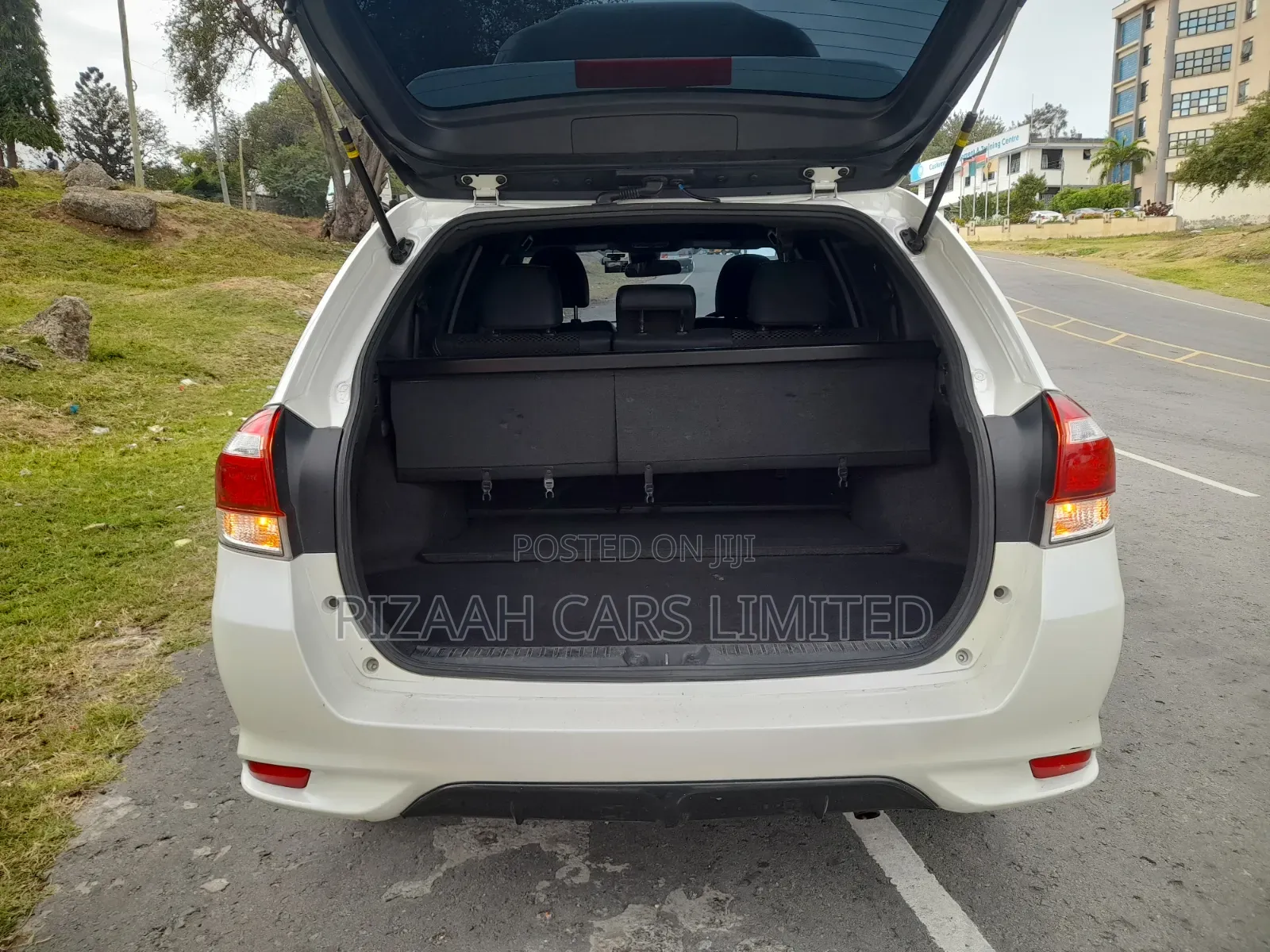 Toyota Corolla Fielder 2017 White