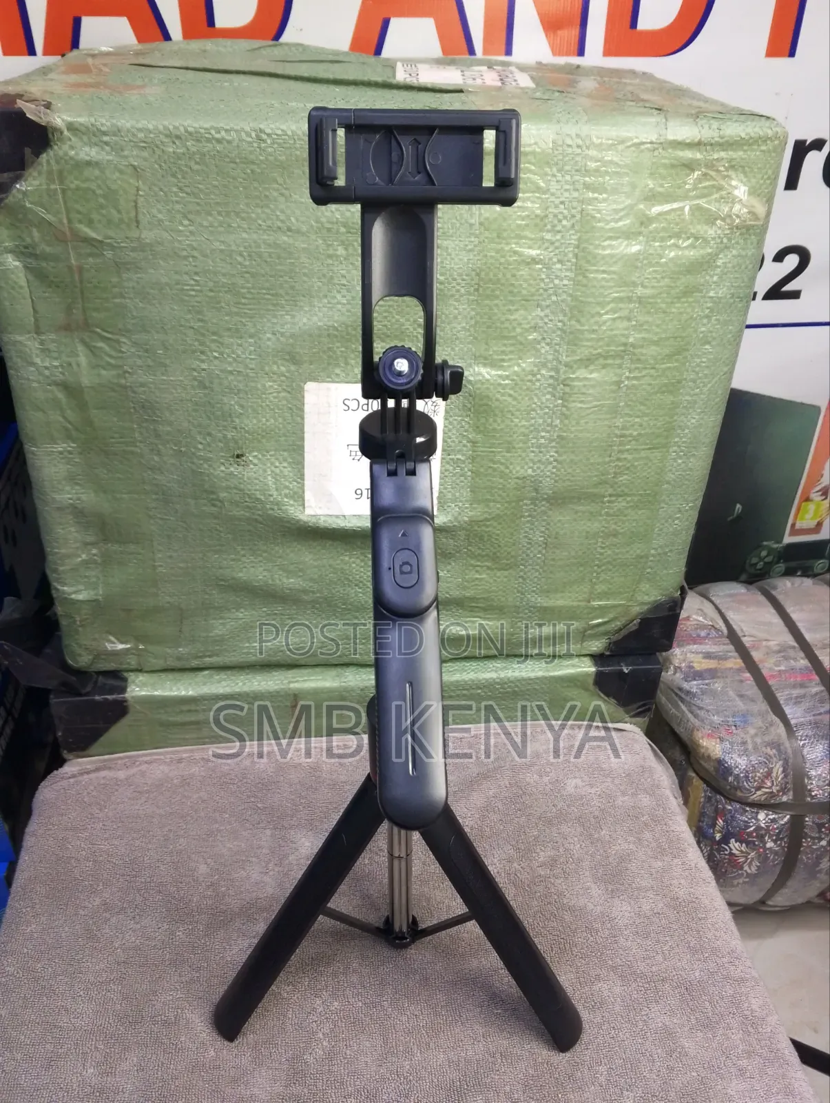 F16 Selfie Stick 1.7m Stainless Steel Rod Tripod