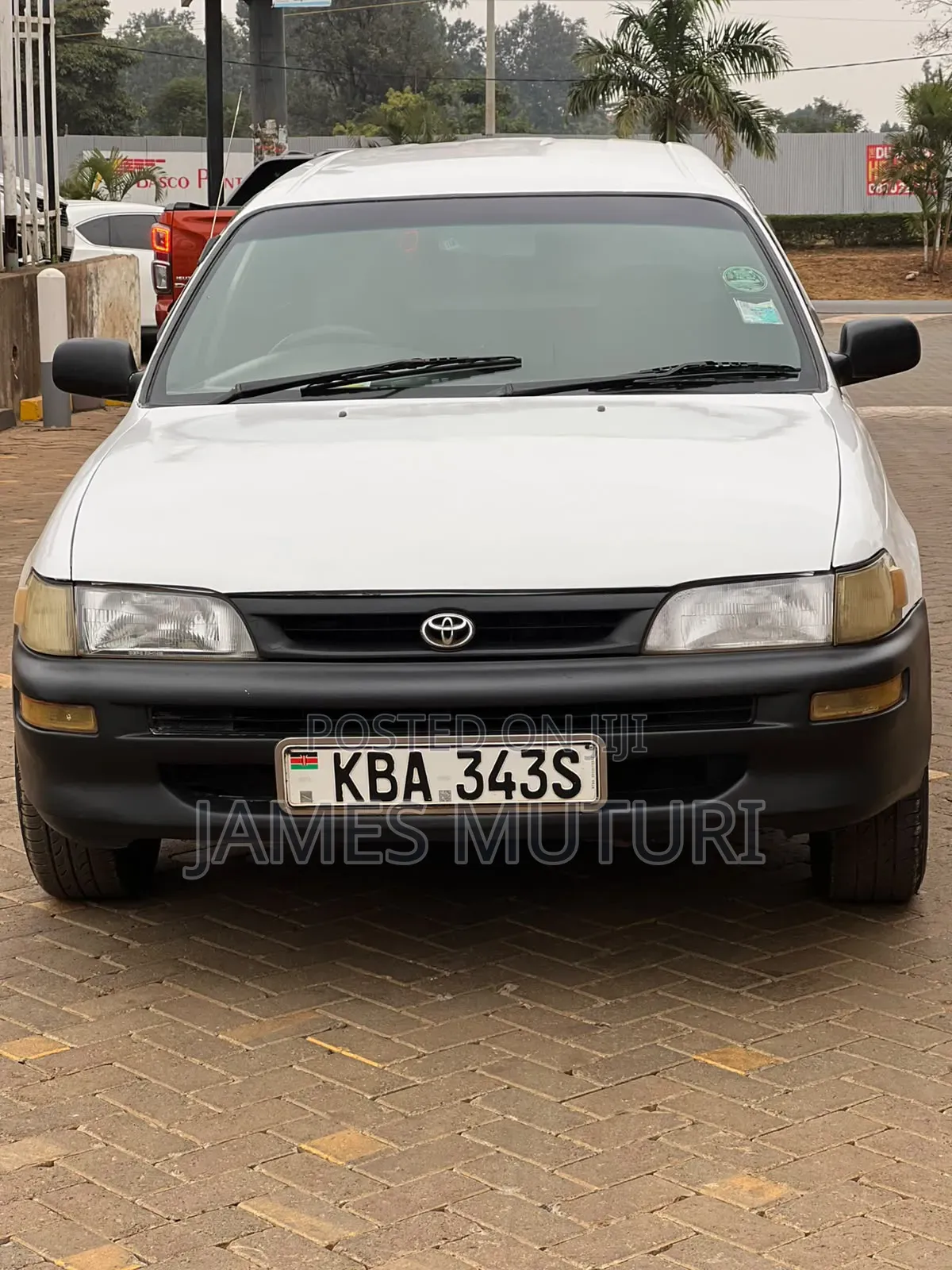 Toyota Corolla 2002 White