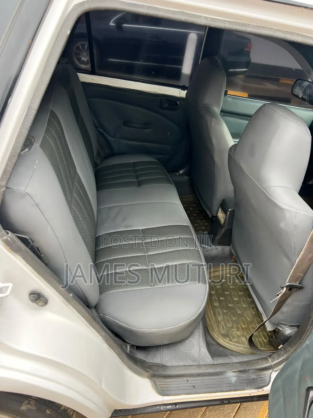 Toyota Corolla 2002 White