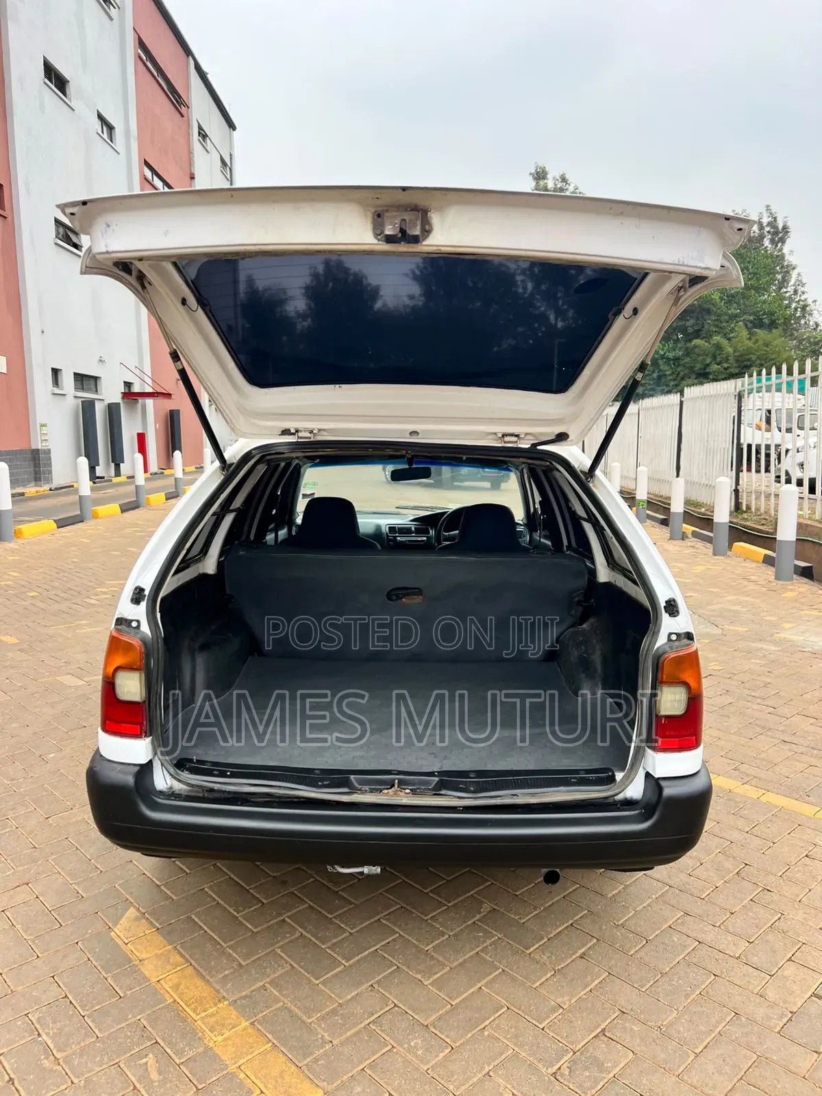 Toyota Corolla 2002 White