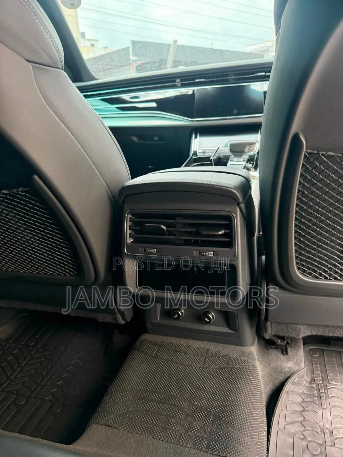 Audi Q8 2021 White