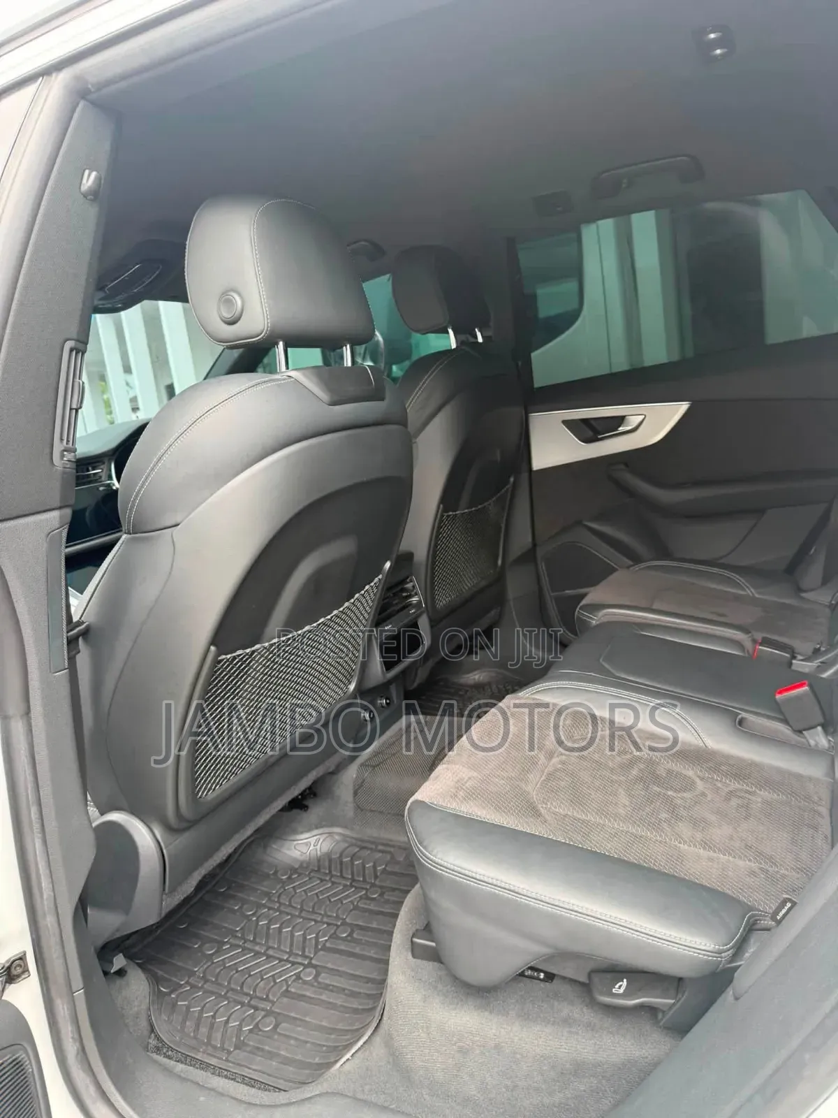 Audi Q8 2021 White