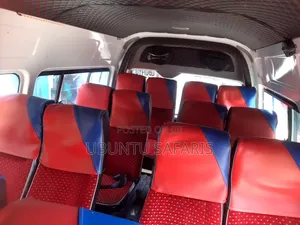 Toyota HiAce 2011 White
