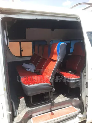 Toyota HiAce 2011 White