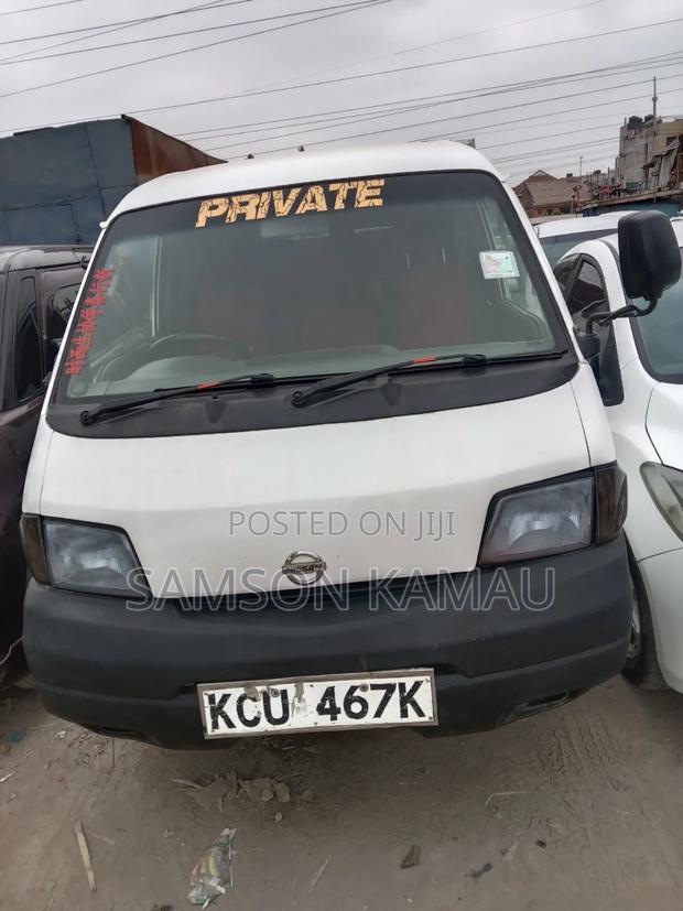 Nissan Vanette 2011 White - thumbnail 2