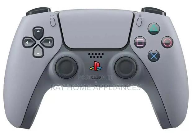 Ps5 Controllers - thumbnail 2
