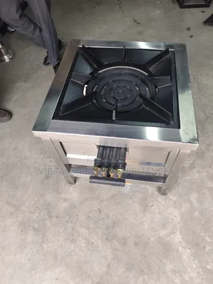 Four-Ring Gas Burner With Cast Iron Grill