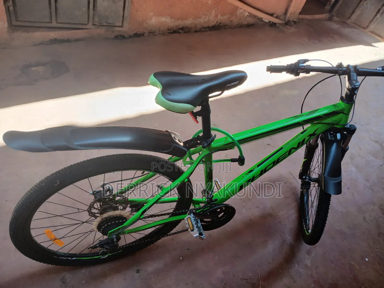 Phoenix 26" Mountain Bike (21 Speed, Disc Brakes, Fully Serviced)