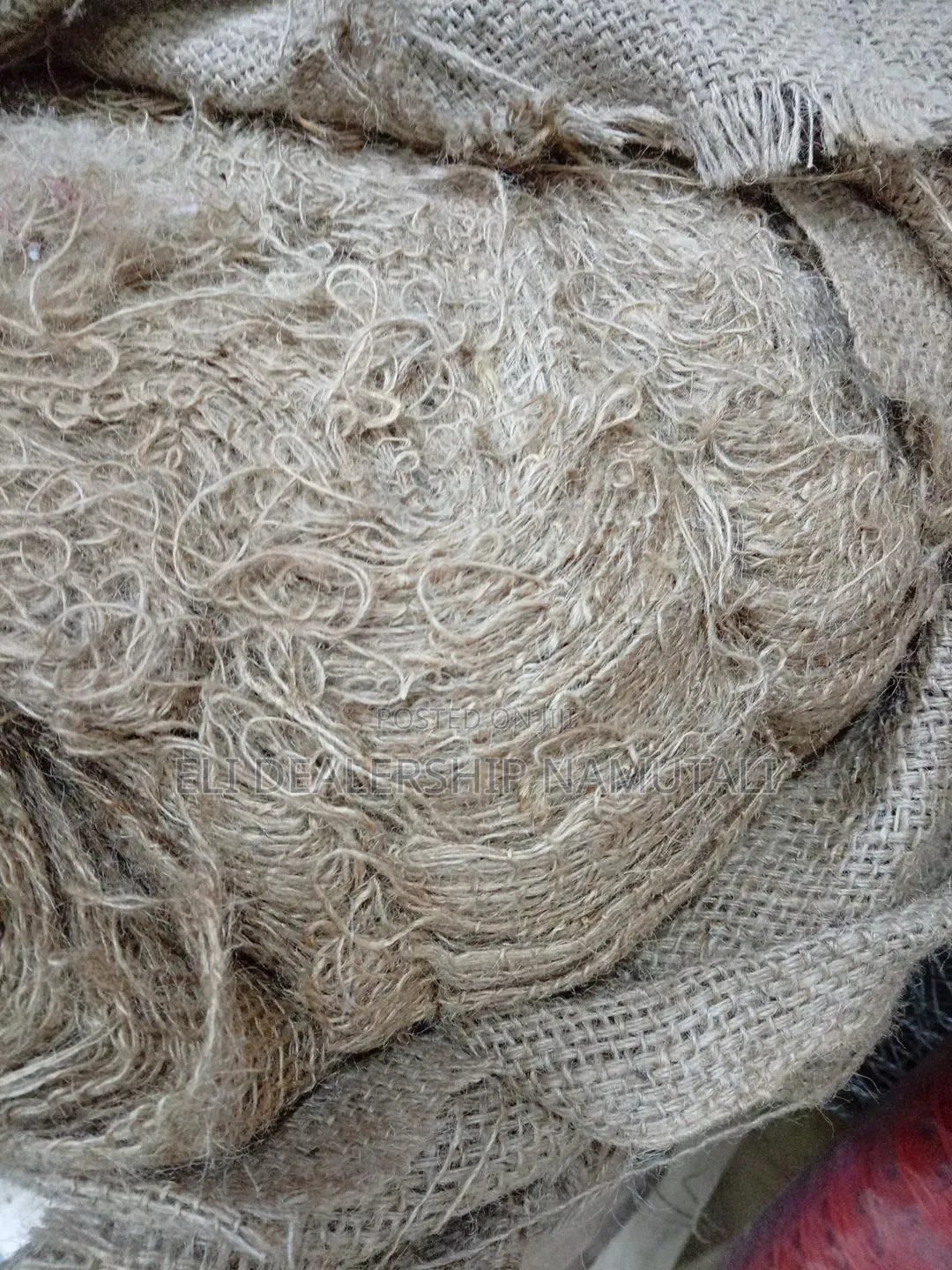 Premium Hessian Cloth Roll – Heavy Duty Natural Jute Fabric