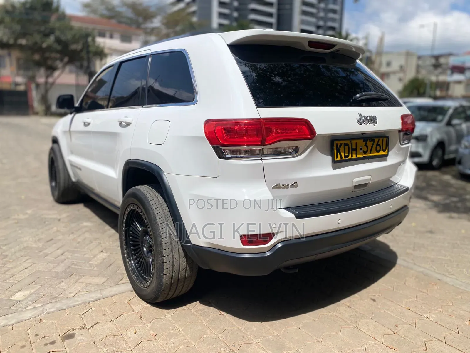 Jeep Grand Cherokee Laredo 4dr 4x4 2016 White