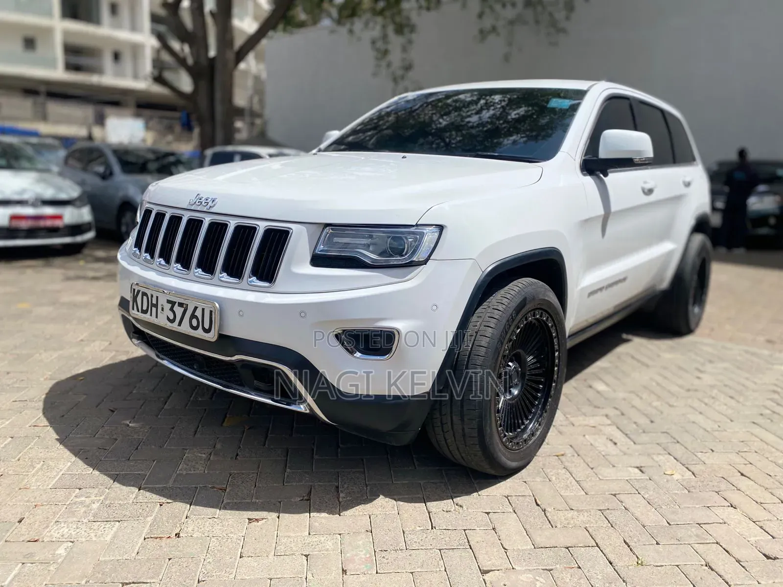 Jeep Grand Cherokee Laredo 4dr 4x4 2016 White