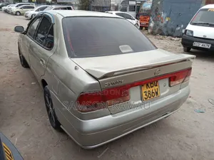 Nissan Sunny 2007 Silver