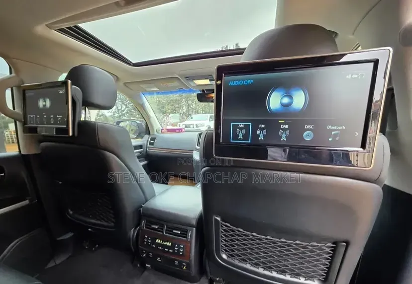 Toyota Land Cruiser 4.5 V8 VXR 2019 Gray
