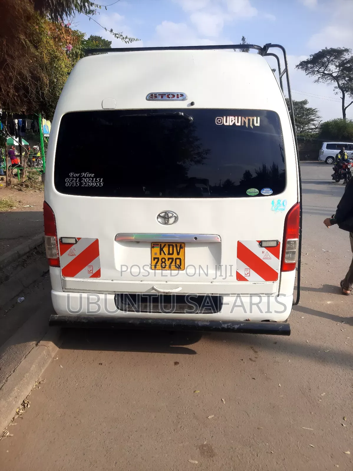Toyota HiAce 2011 White