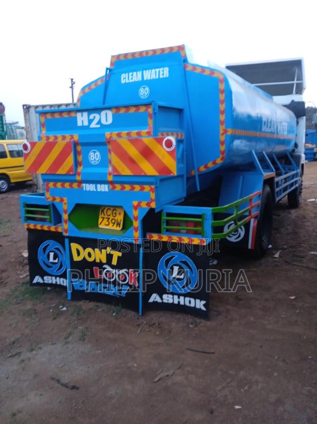 Ashok Leyland Water Boozer - thumbnail 4