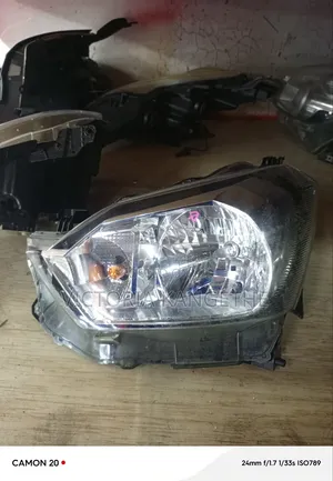 Daihatsu Mira Non Zenon