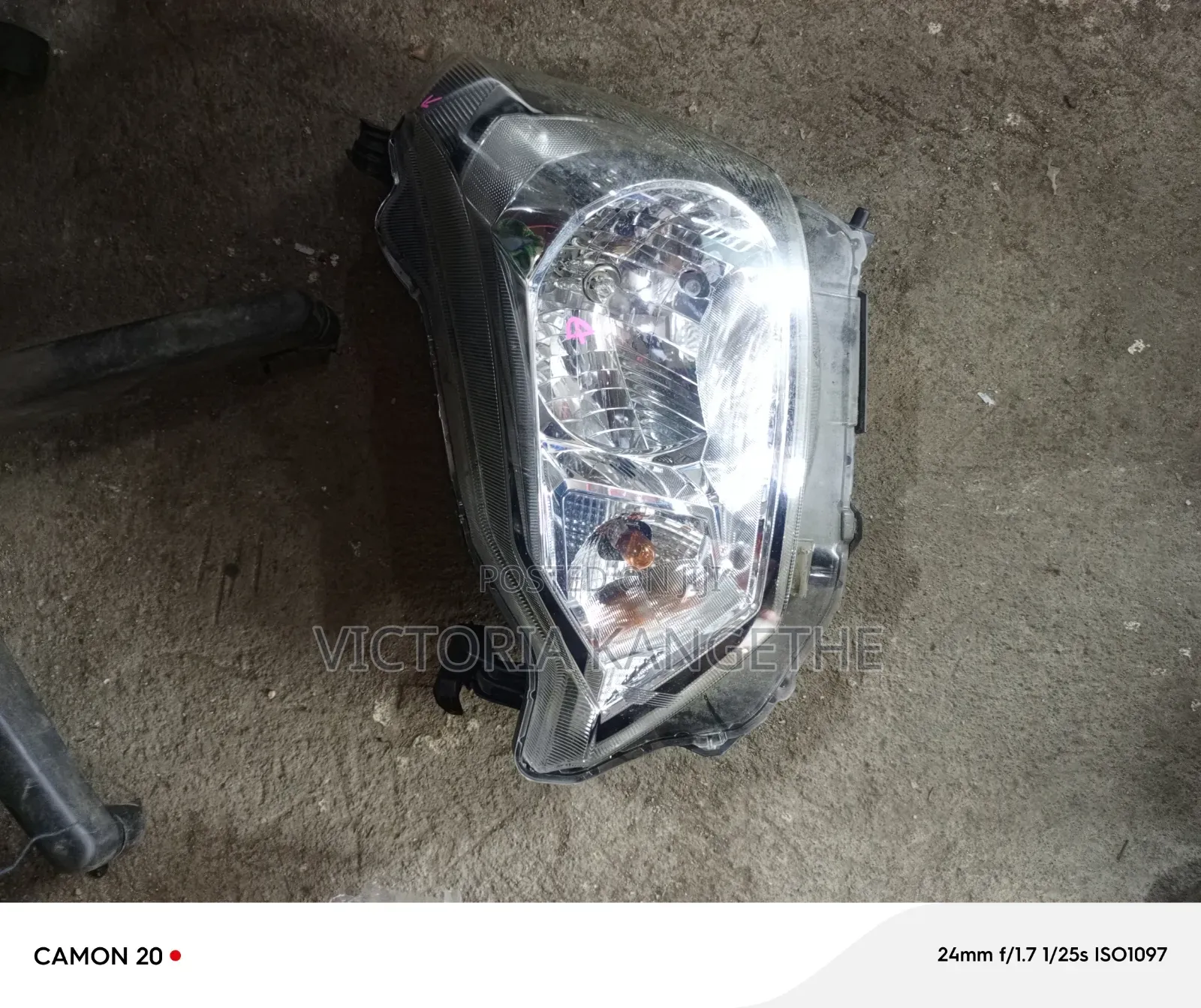 Daihatsu Mira Non Zenon
