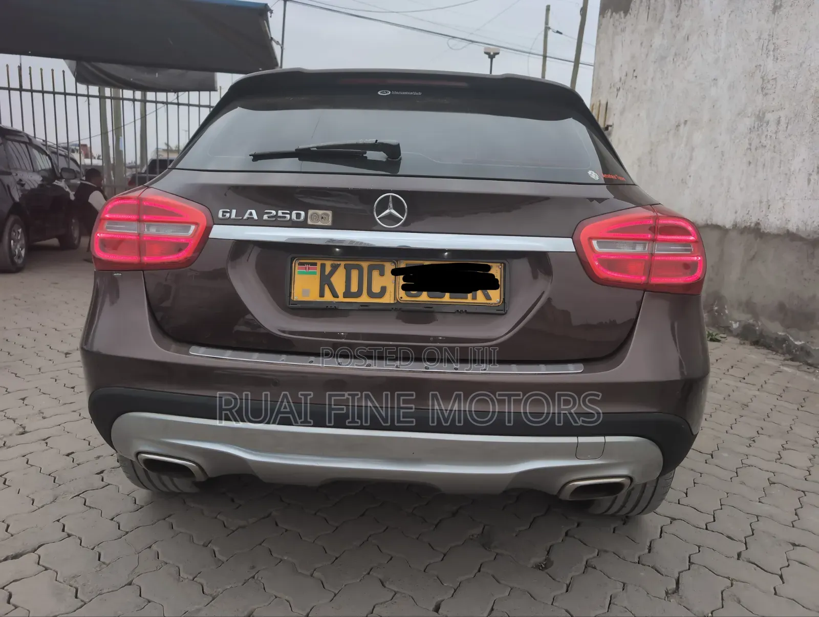 Mercedes-Benz GLA 250 2015 Brown