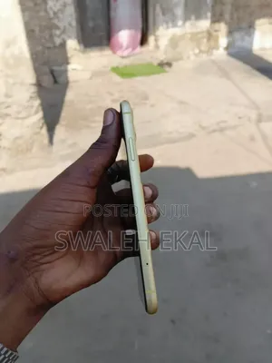 Apple iPhone 11 128 GB Yellow