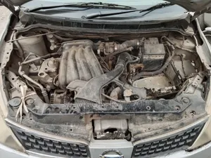 Nissan Tiida 2008 Silver