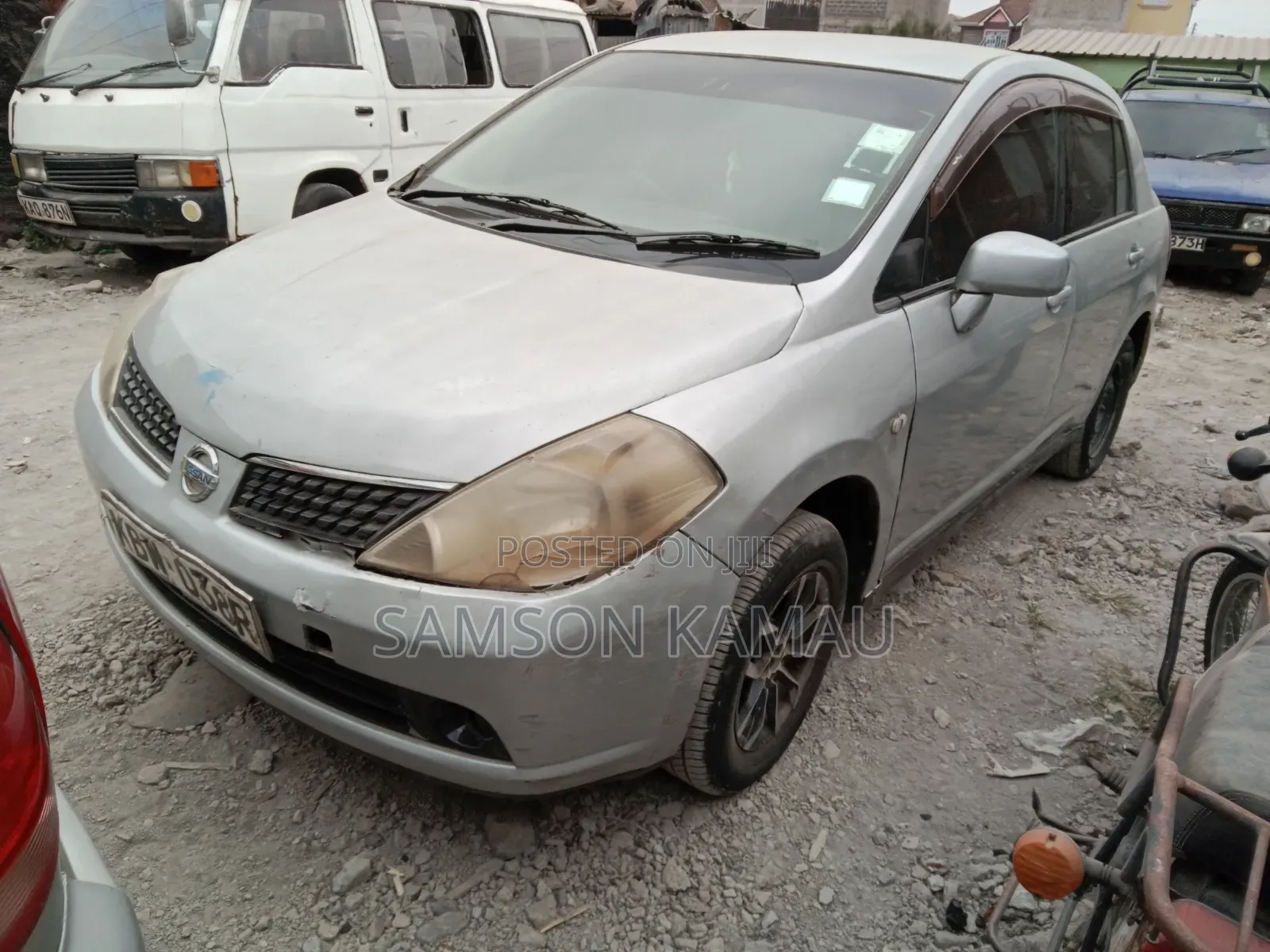Nissan Tiida 2008 Silver
