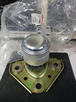 Mazda Demio Verisa Engine Mounting