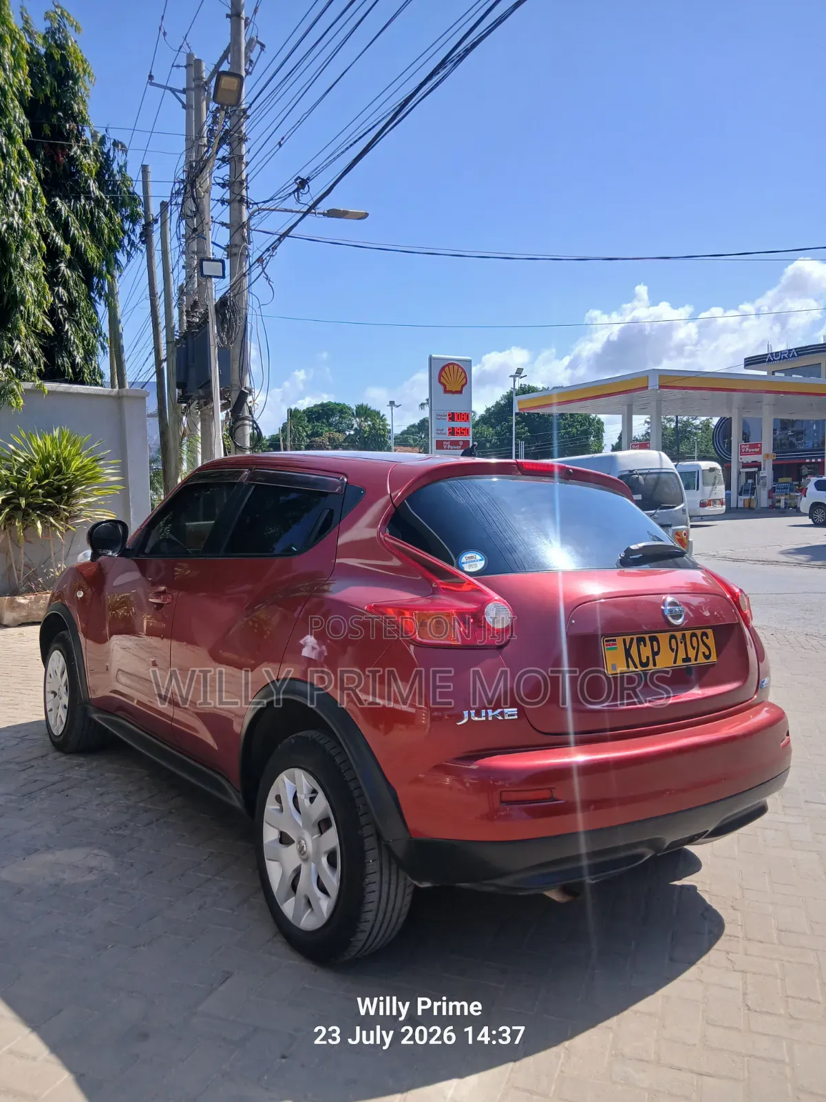 Nissan Juke 2011 Red
