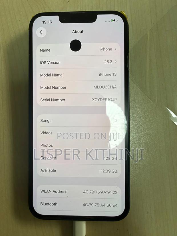Apple iPhone 13 128 GB Black - main view