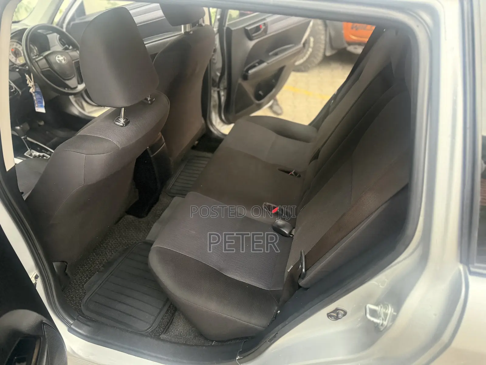 Toyota Corolla Fielder 2015 Silver