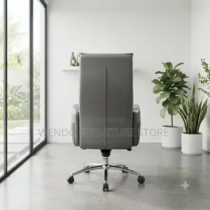 Office Chairs; Leather Heavy Office High Back Chair