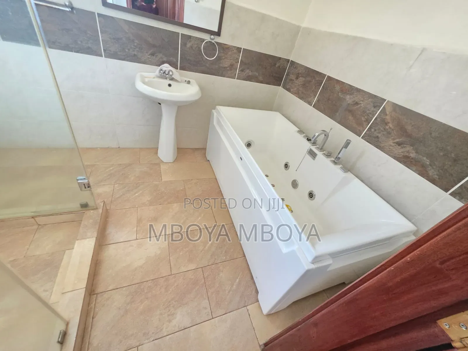 3bdrm Apartment in Lower Kabete for rent