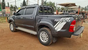 Toyota Hilux 2015 Gray