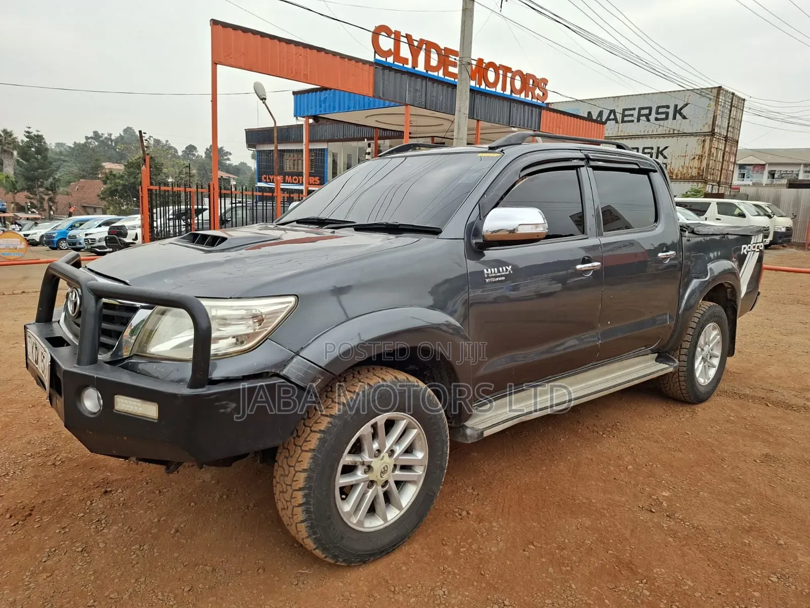Toyota Hilux 2015 Gray