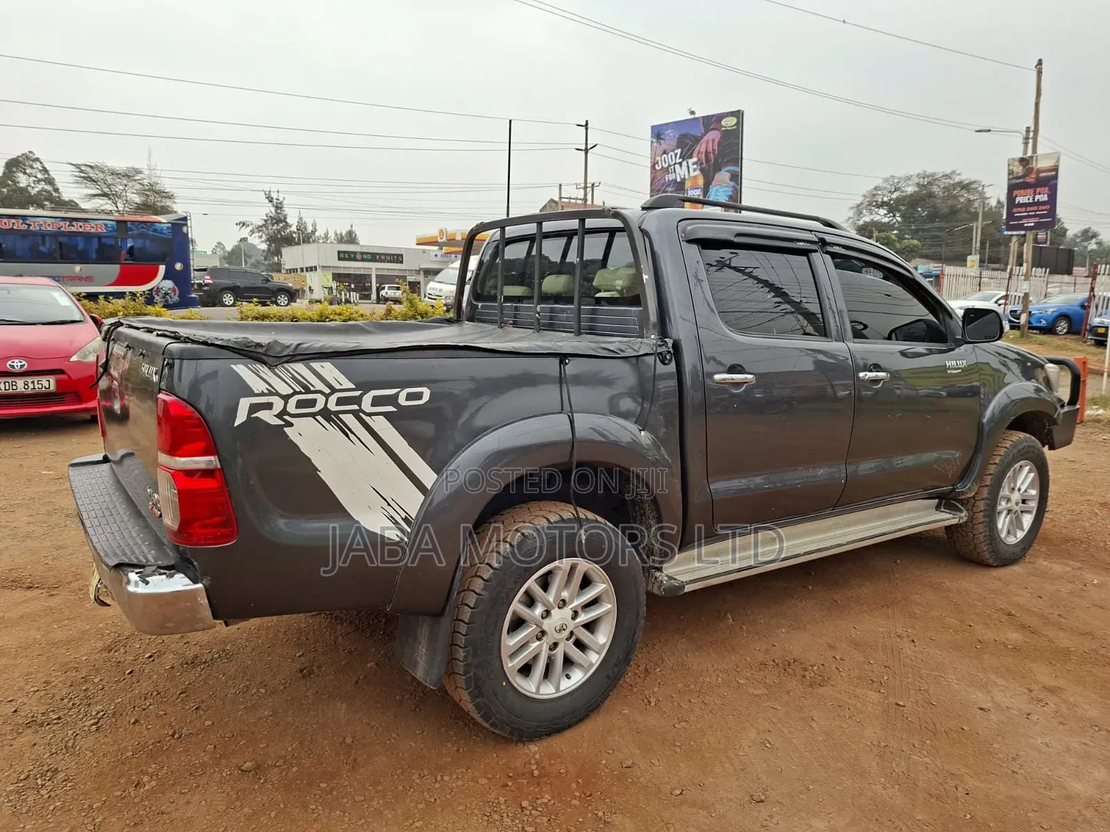 Toyota Hilux 2015 Gray