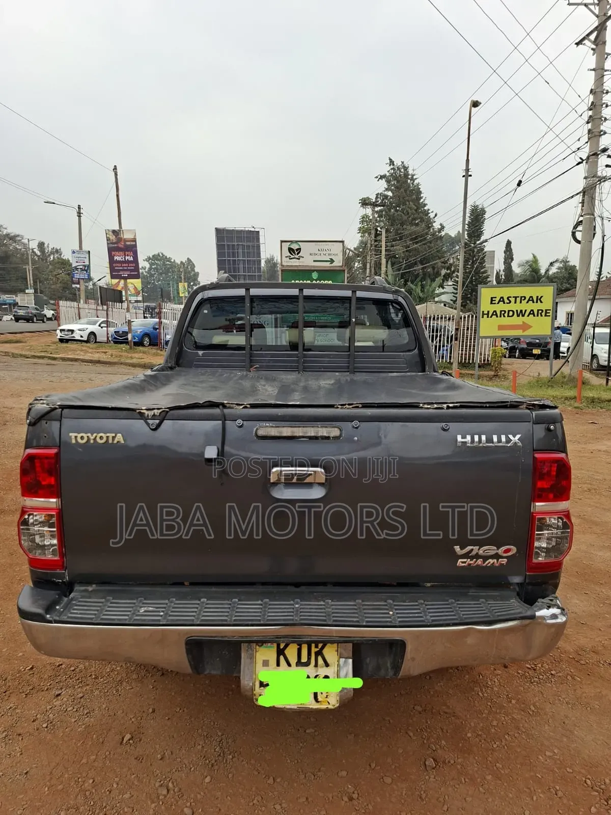 Toyota Hilux 2015 Gray
