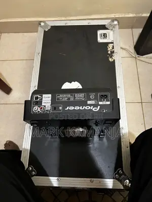 Pioneer CDJ-350 Pair