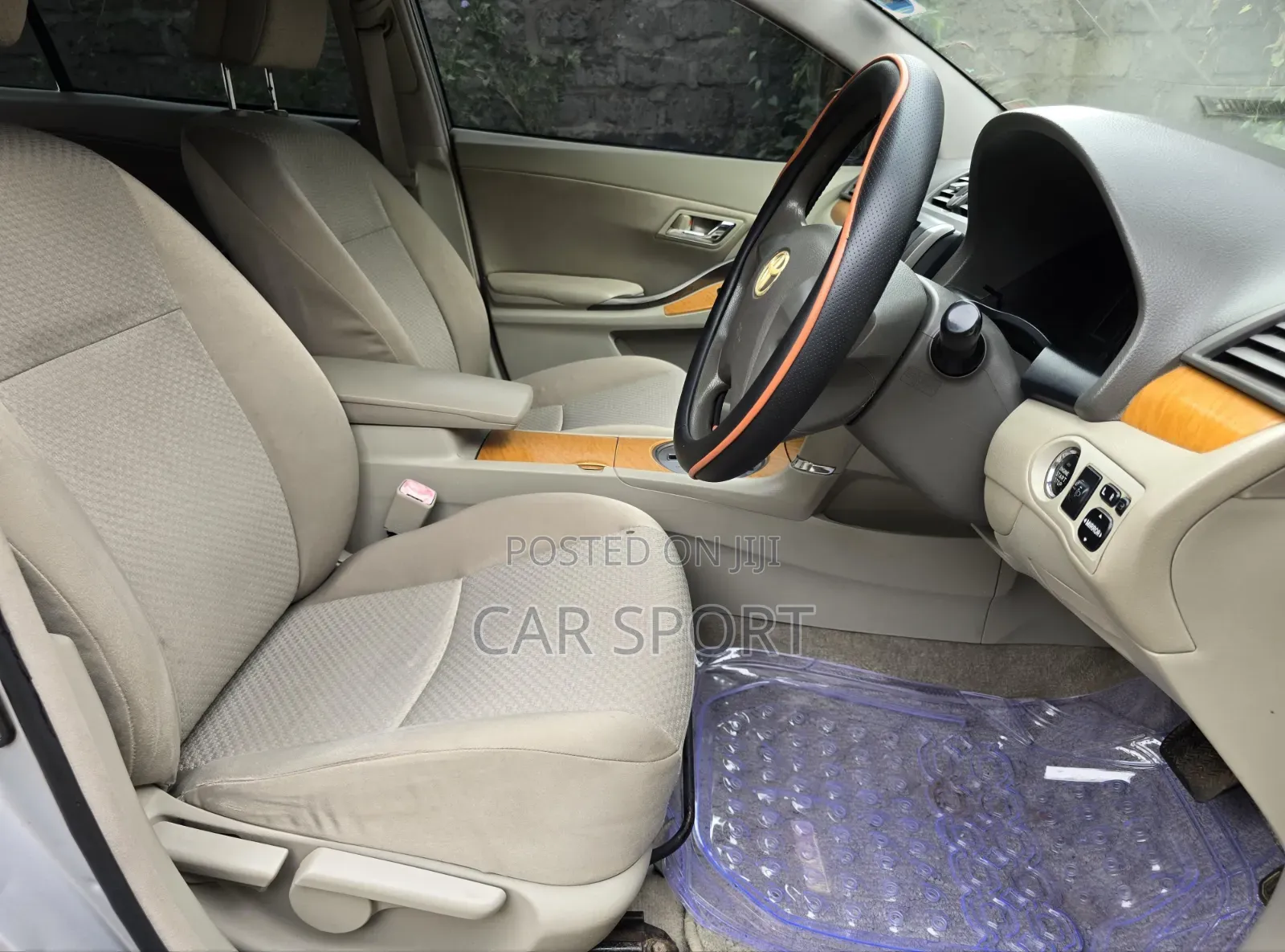 Toyota Premio 2011 Silver