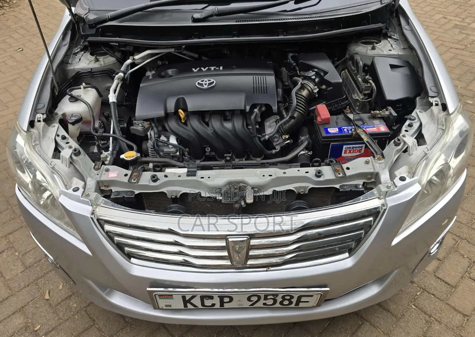 Toyota Premio 2011 Silver