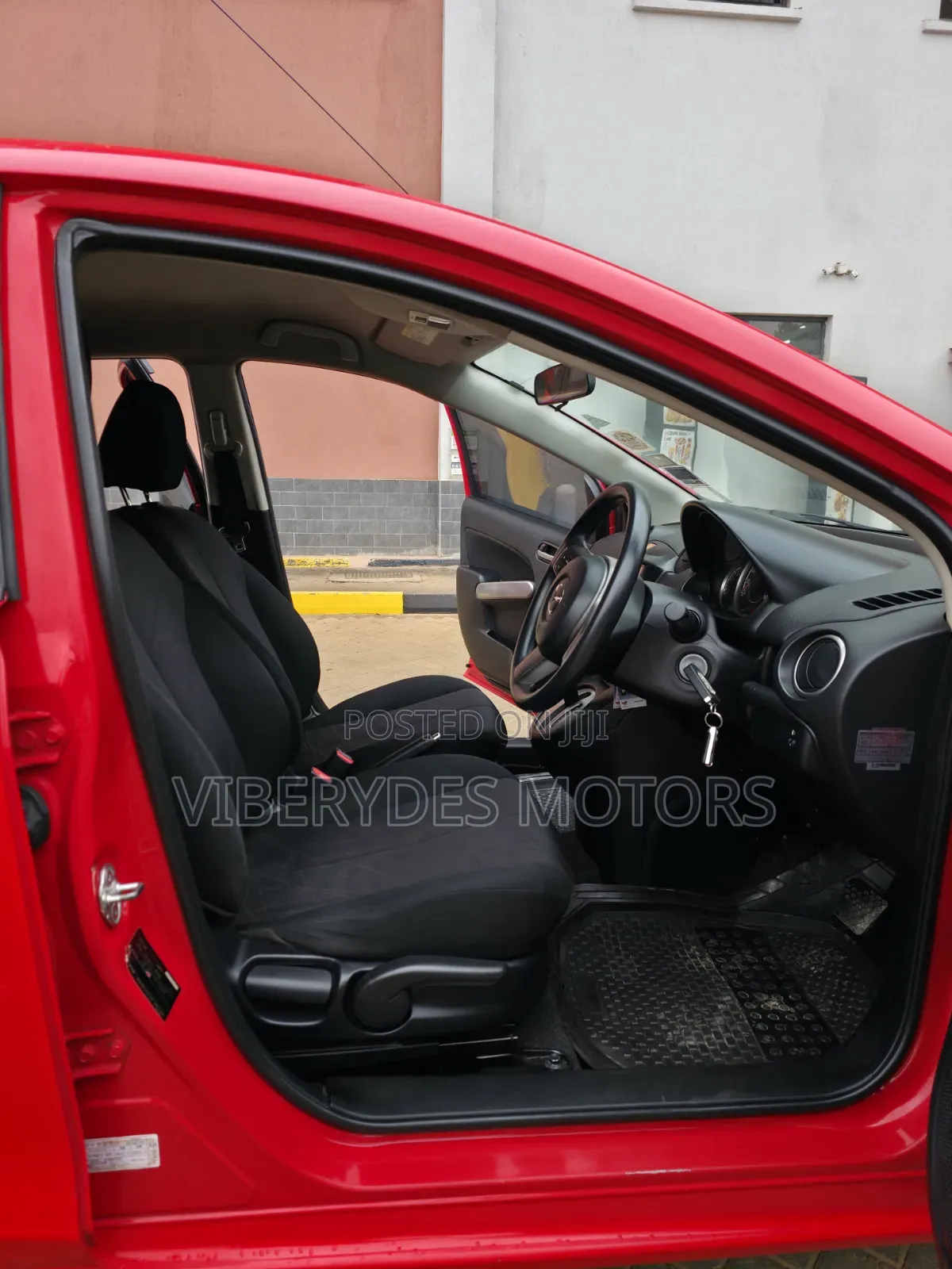 Mazda Demio 2014 Red
