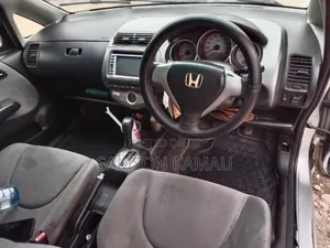 Honda Fit 2006 Silver