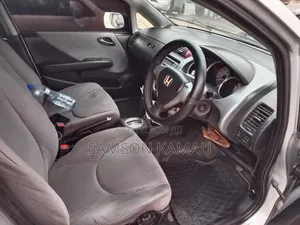 Honda Fit 2006 Silver