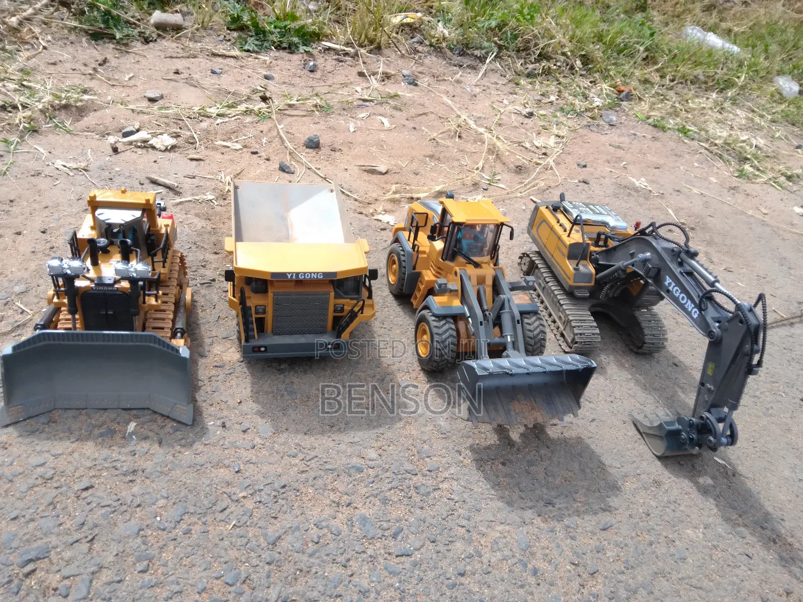 Kids Remote Controlled Heavy Duty Wheel Loader Toy