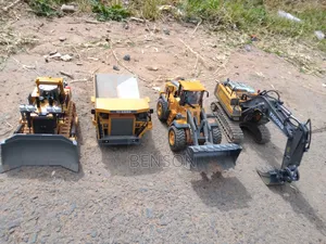 Kids Remote Controlled Heavy Duty Wheel Loader Toy