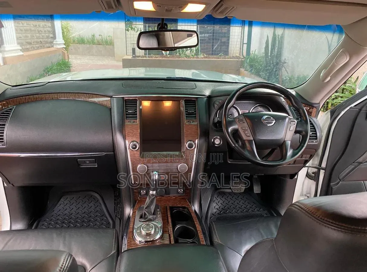 Nissan Patrol 2014 White