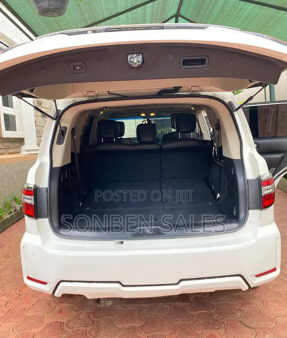 Nissan Patrol 2014 White
