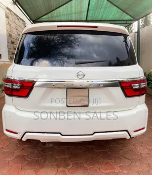 Nissan Patrol 2014 White