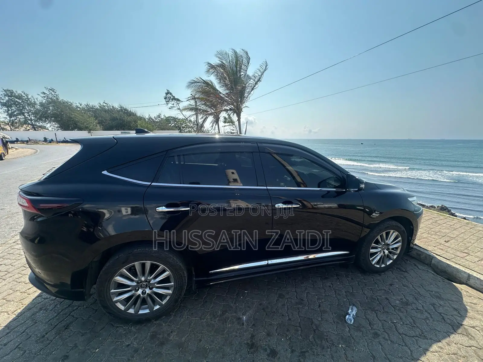 Toyota Harrier 2.0 2019 Black