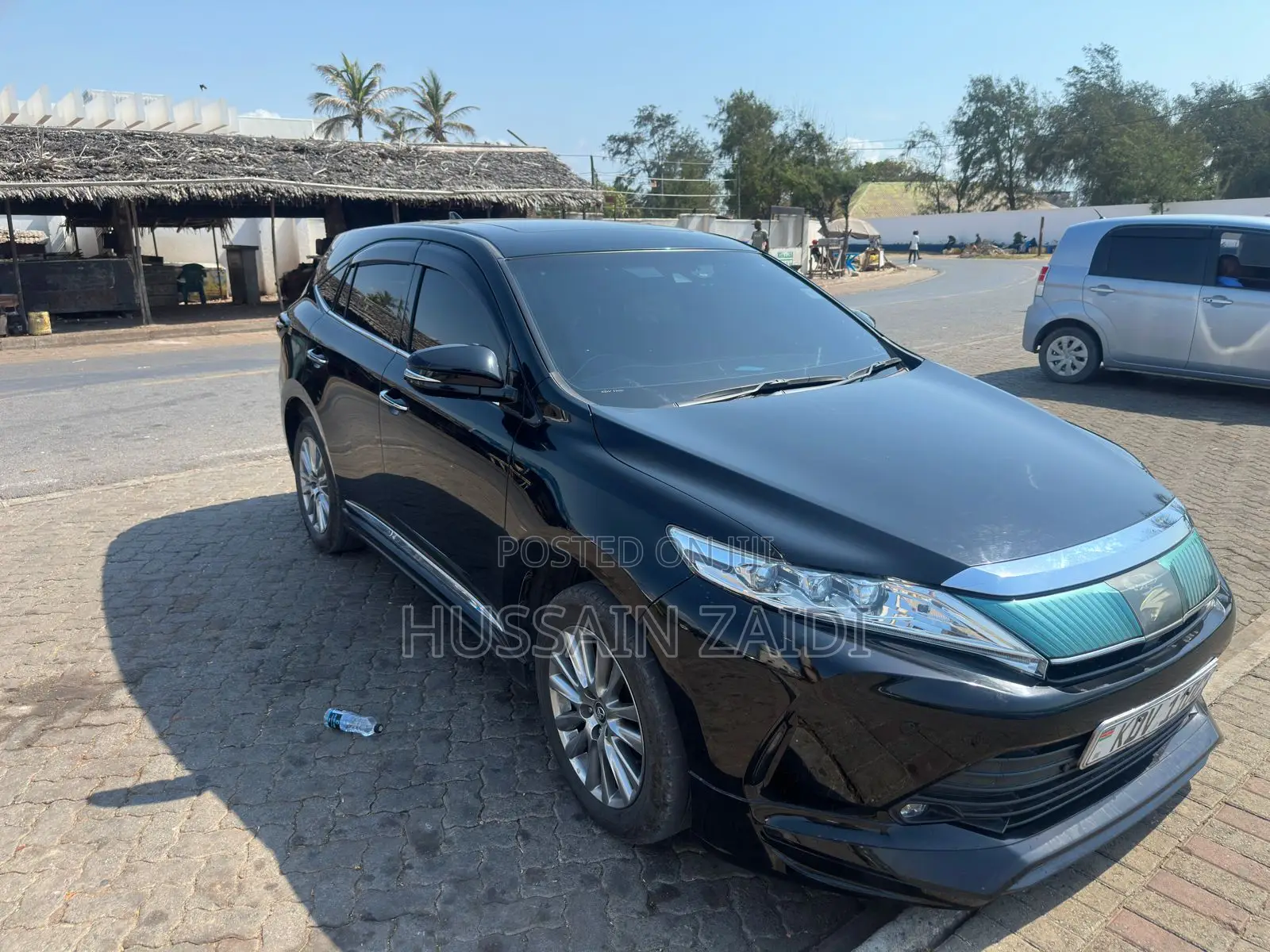 Toyota Harrier 2.0 2019 Black