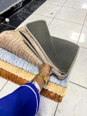Bedside Mat 
Sizes:60cm X 180cm